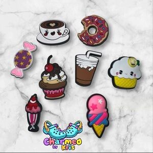 16. Dessert croc Charms set